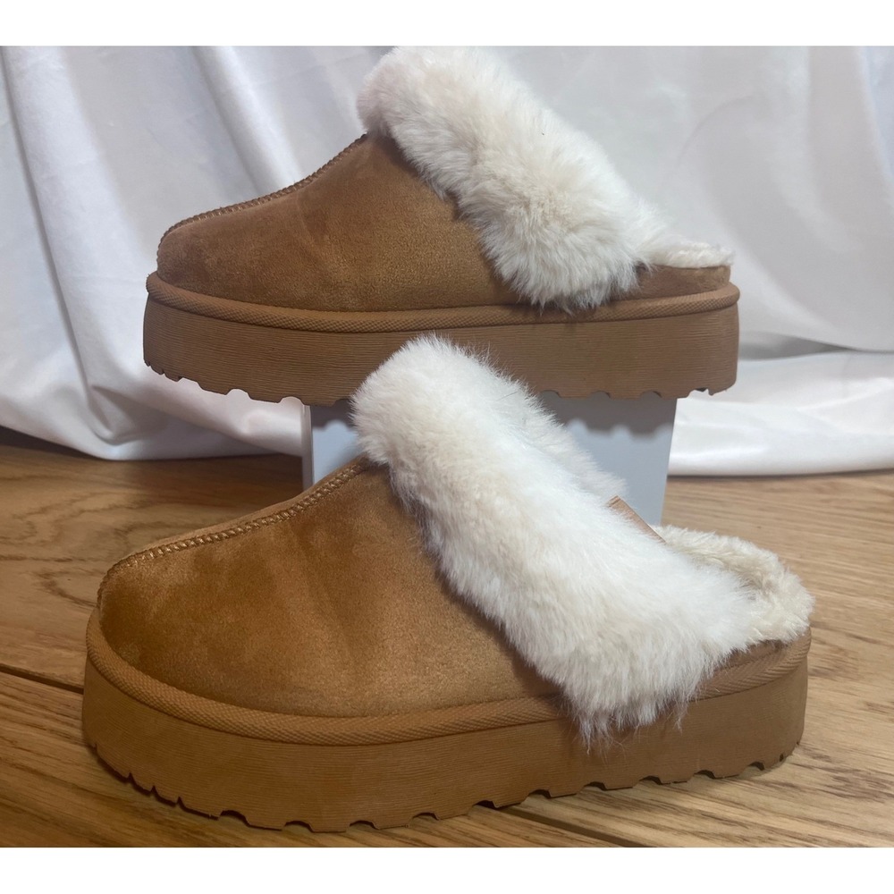 Steve Madden Platform Faux Fur Slippers Women Size 8 Tan Cozy Scuff Slide